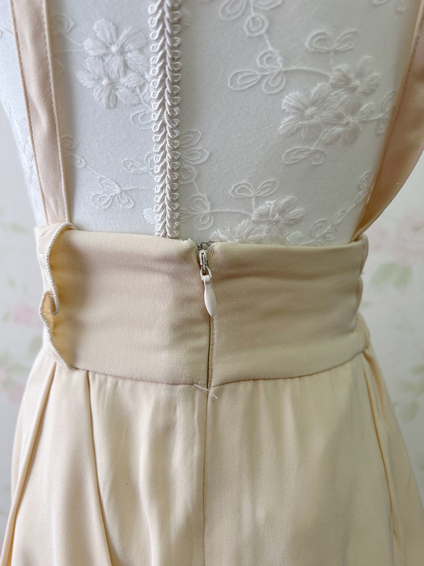 Honey Cinnamon Suspender Ruffled Hem Shorts