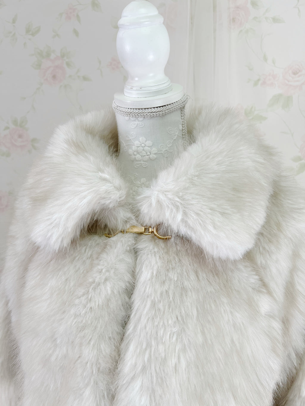 Eco Fur Gyaru Jacket (Beige)