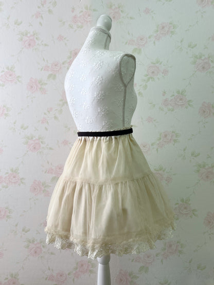 ARROW Tulle Lace Hem Skirt
