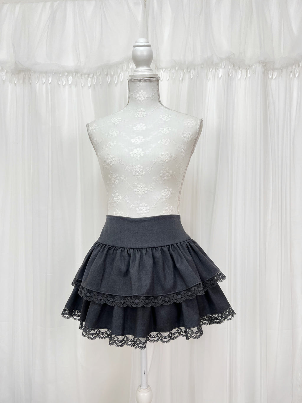 Layered Lace Hem Sukapan (Dark Gray)