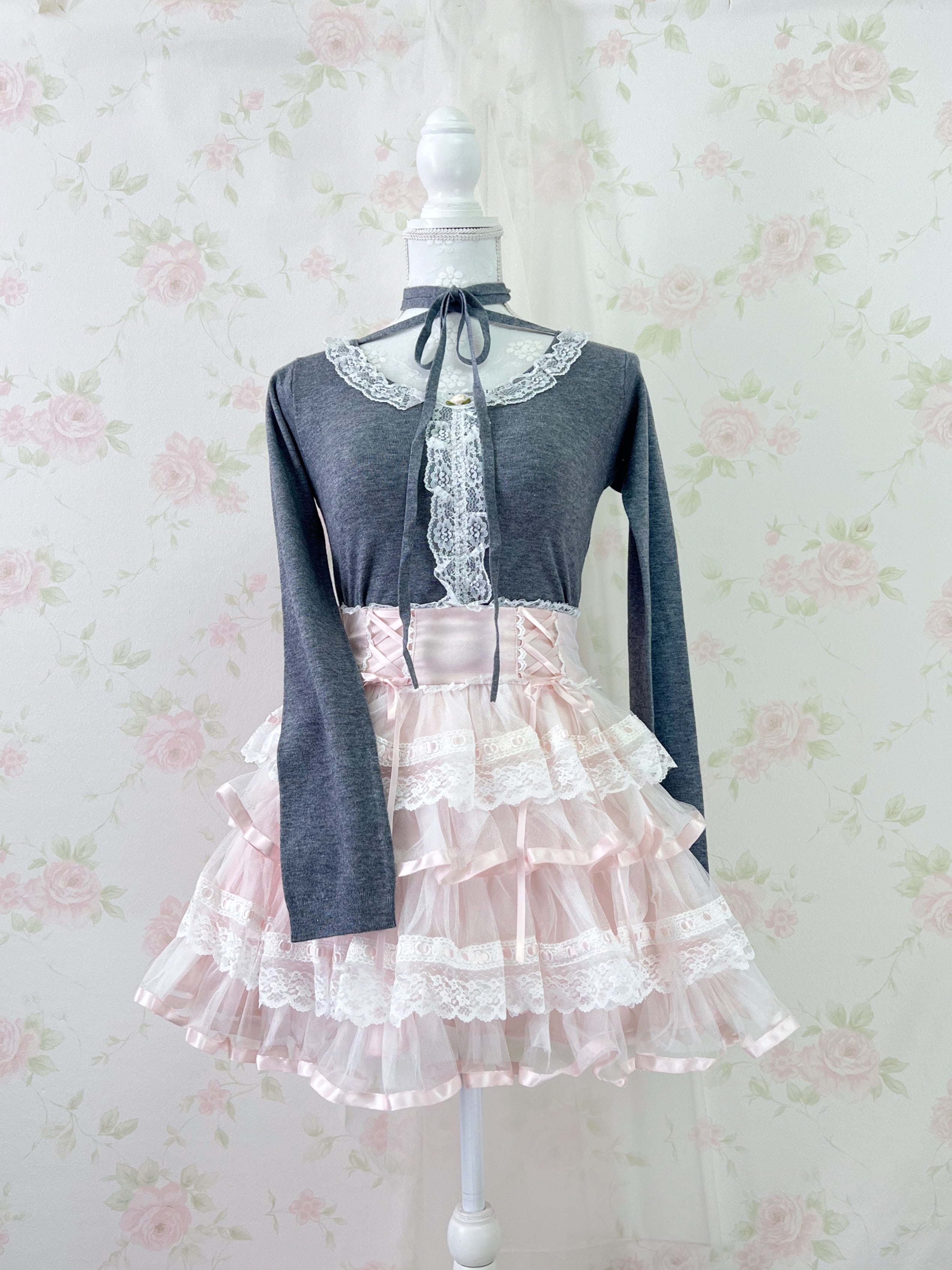 jouetie Choker Attached Top (Gray)
