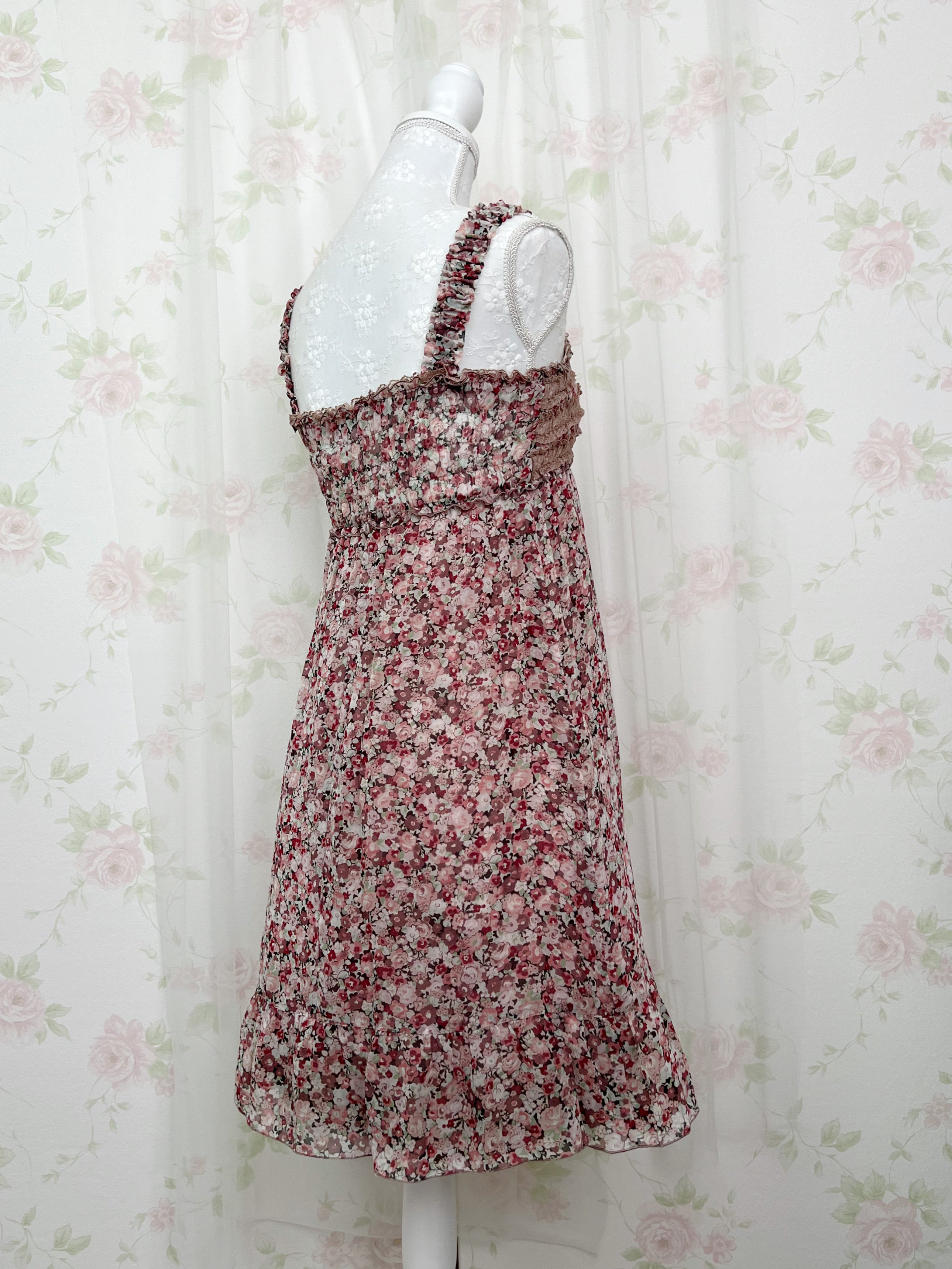 L'EST ROSE Floral Lace Front Shirring Strap Dress