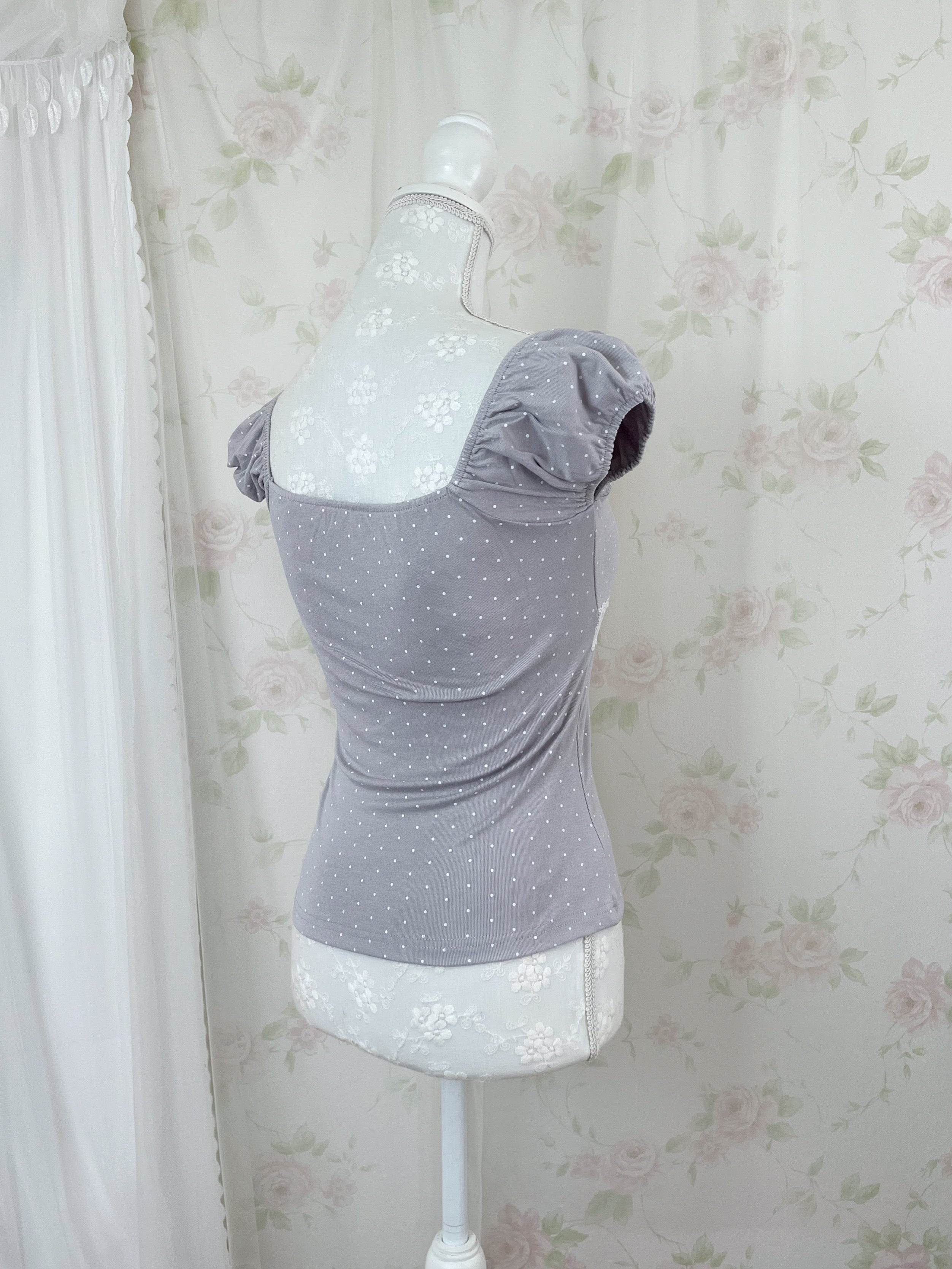 Polka dot Shoujo Gather Front T-shirt (Gray)