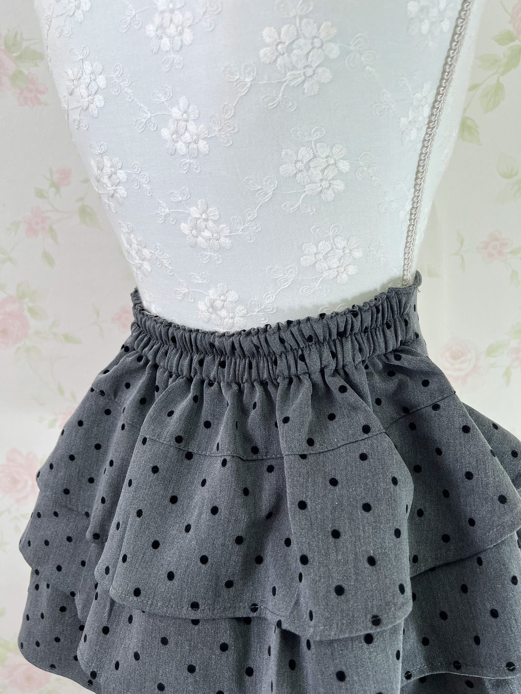 Polka Dot Tiered Skirt (Dark Gray)