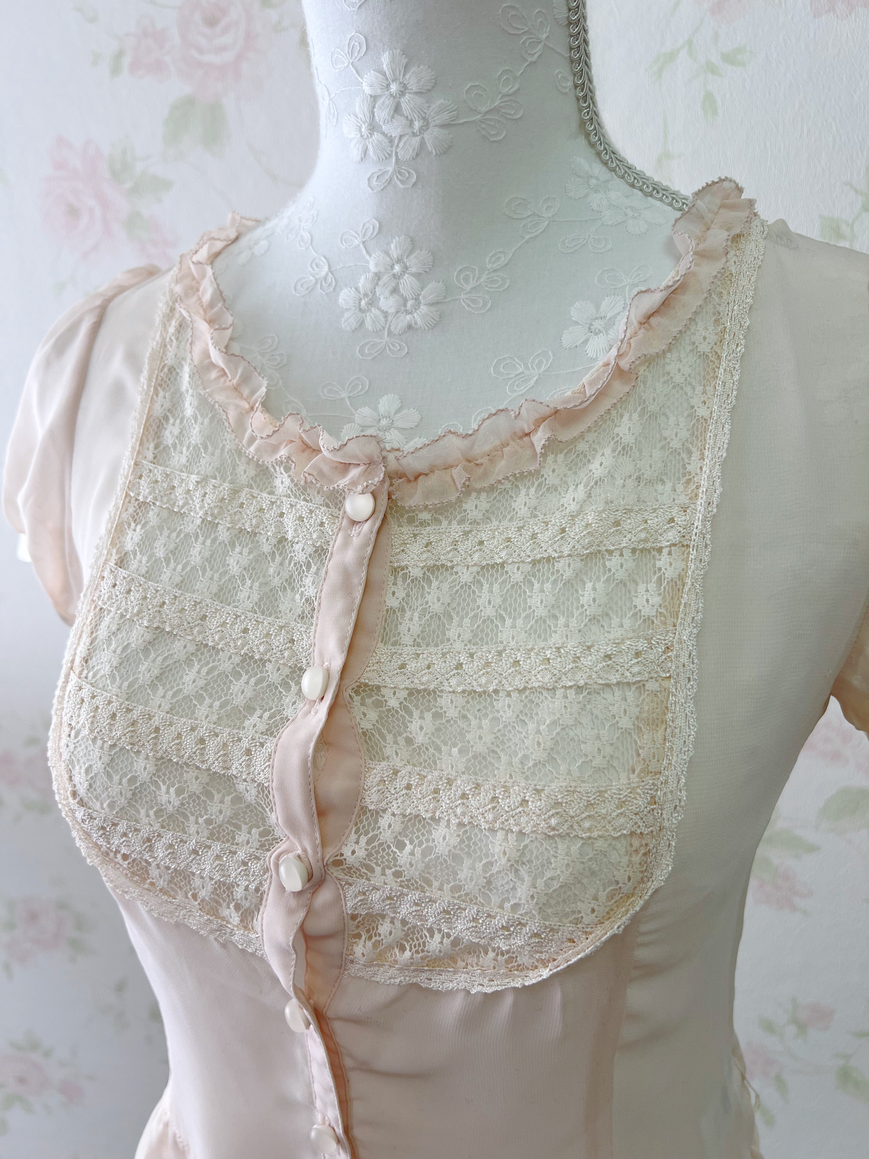 LAISSE PASSÉ Peplum Blouse (Pink)