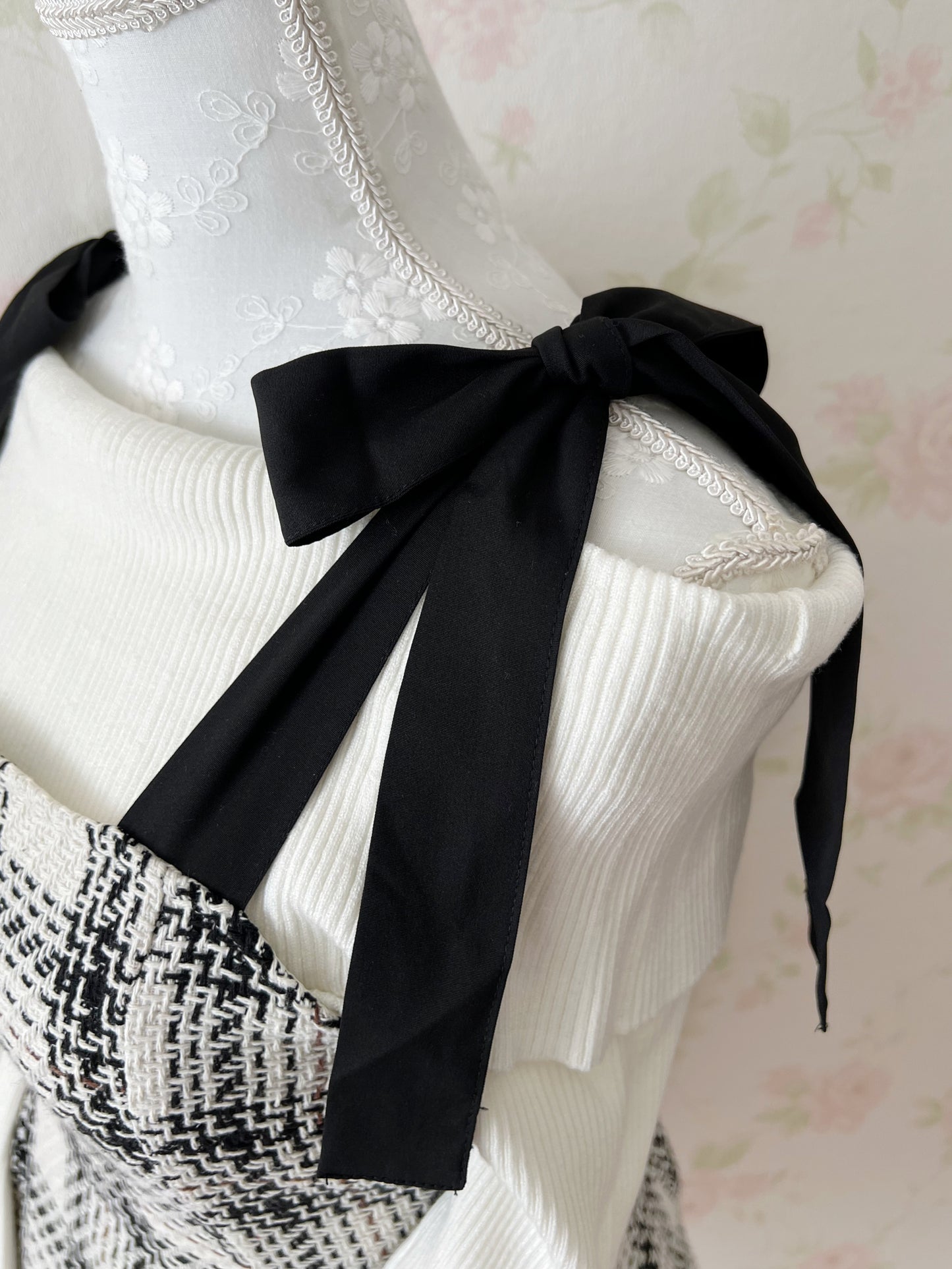 GRL Off Shoulder Knit Top (Ivory)