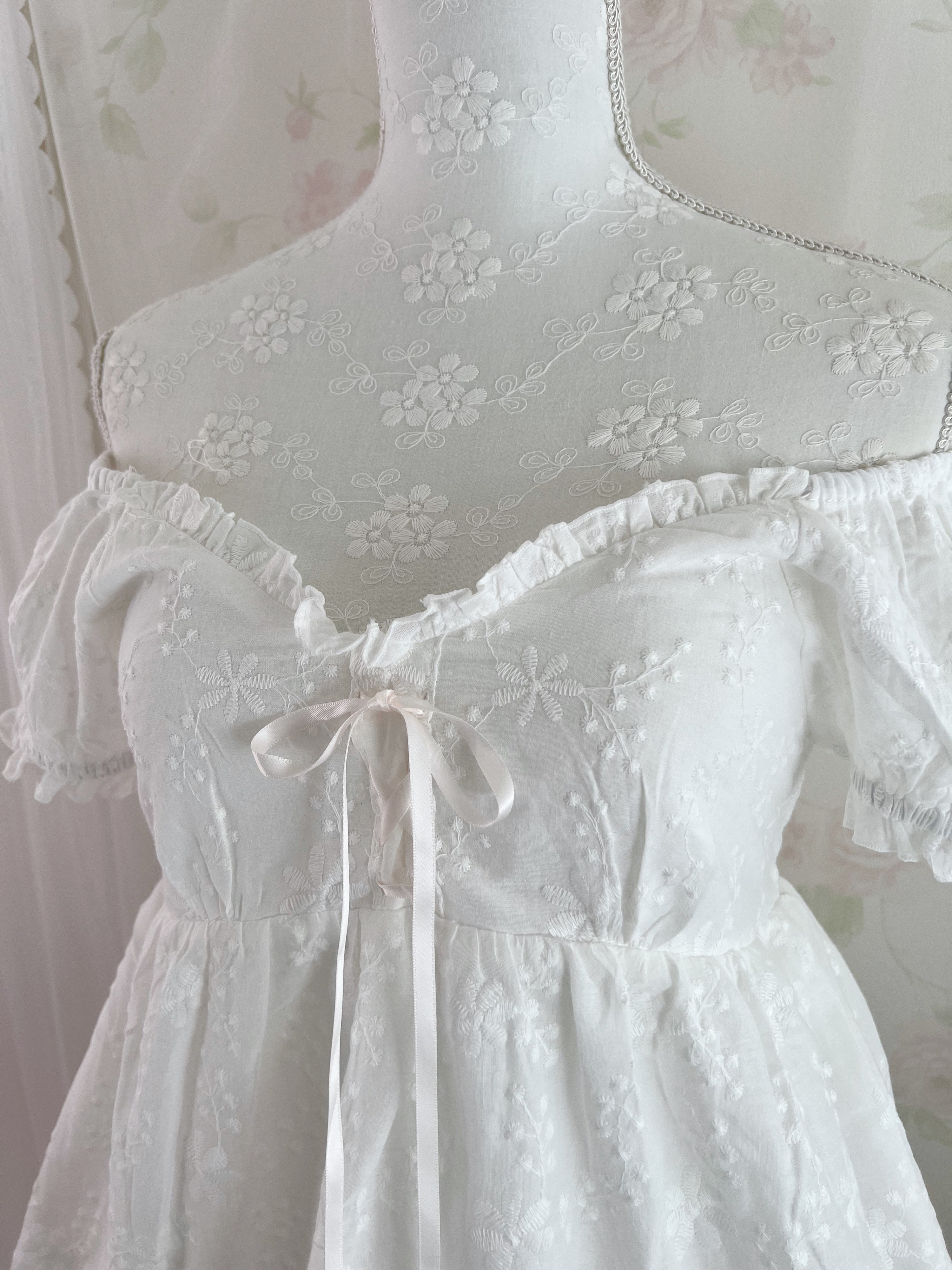 1998beforethedawn Rachel top