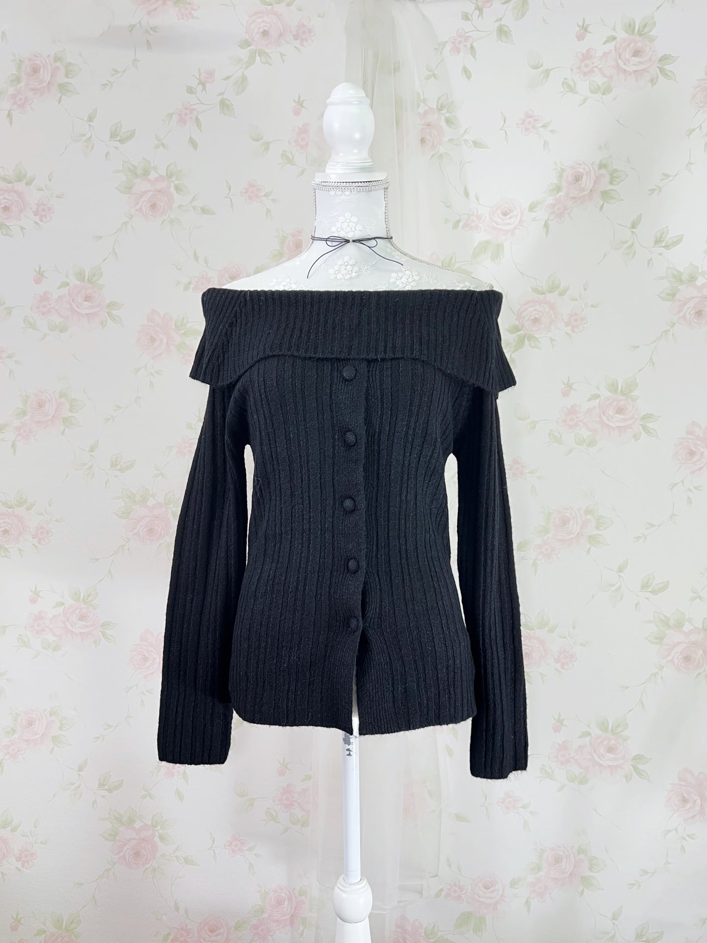 GRL Off Shoulder Button Up Knit Top (Black)