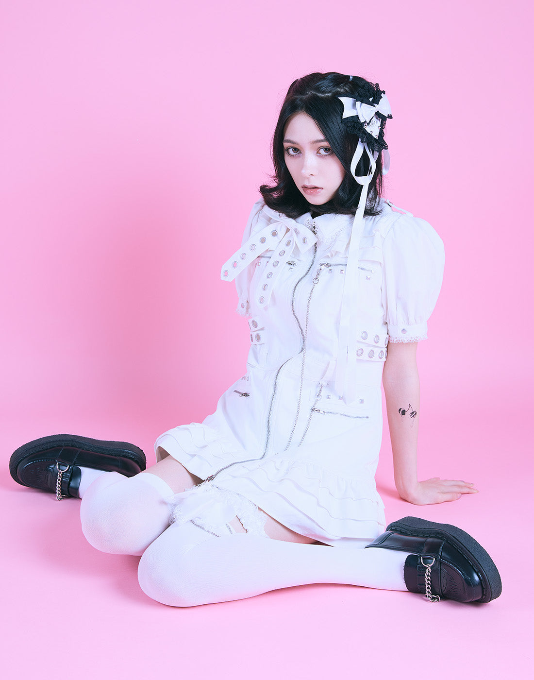 AVENCHUMU Front zip studded belt mini one piece