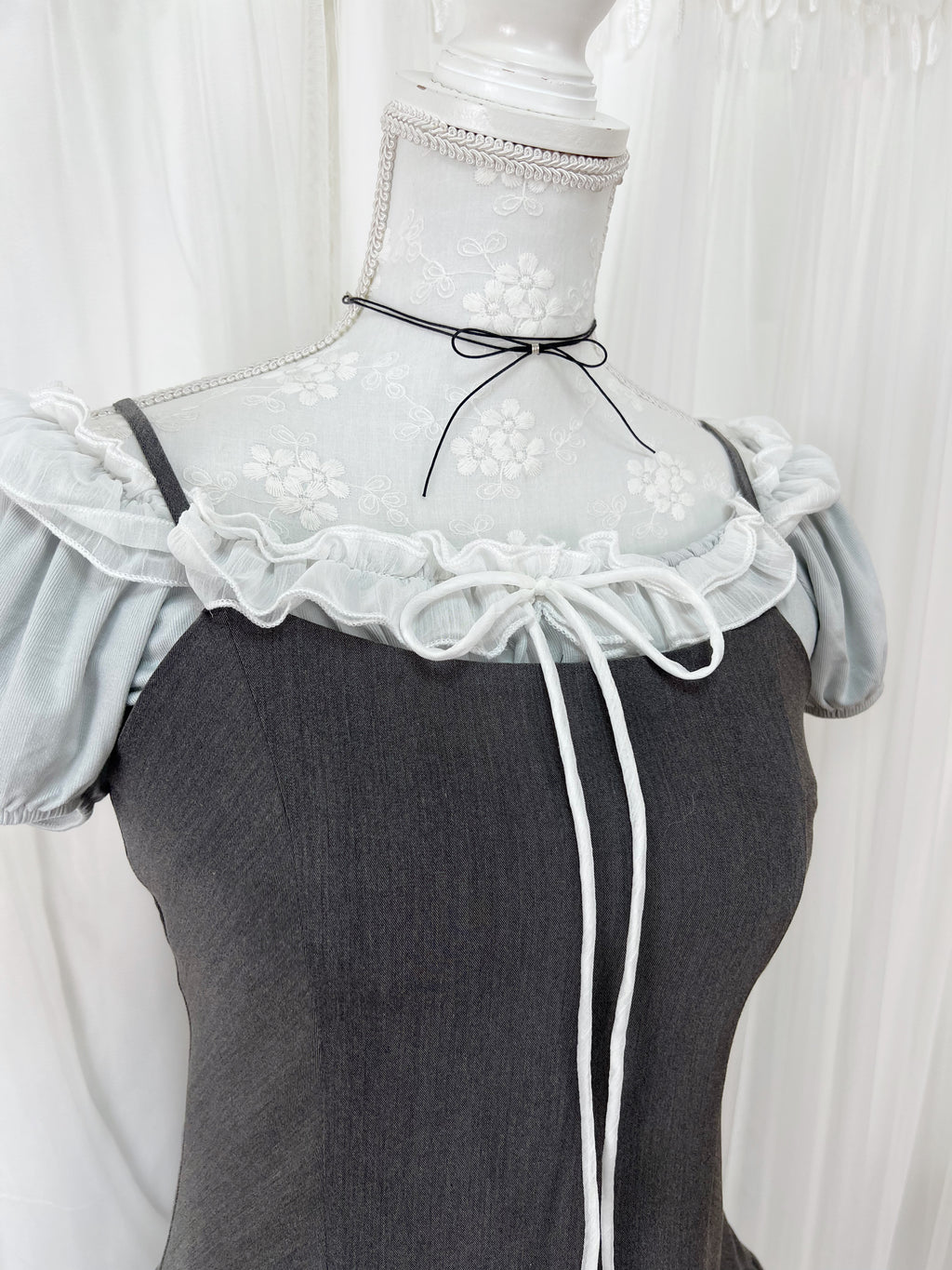 Chiffon Ruffled T-shirt (Blue gray)