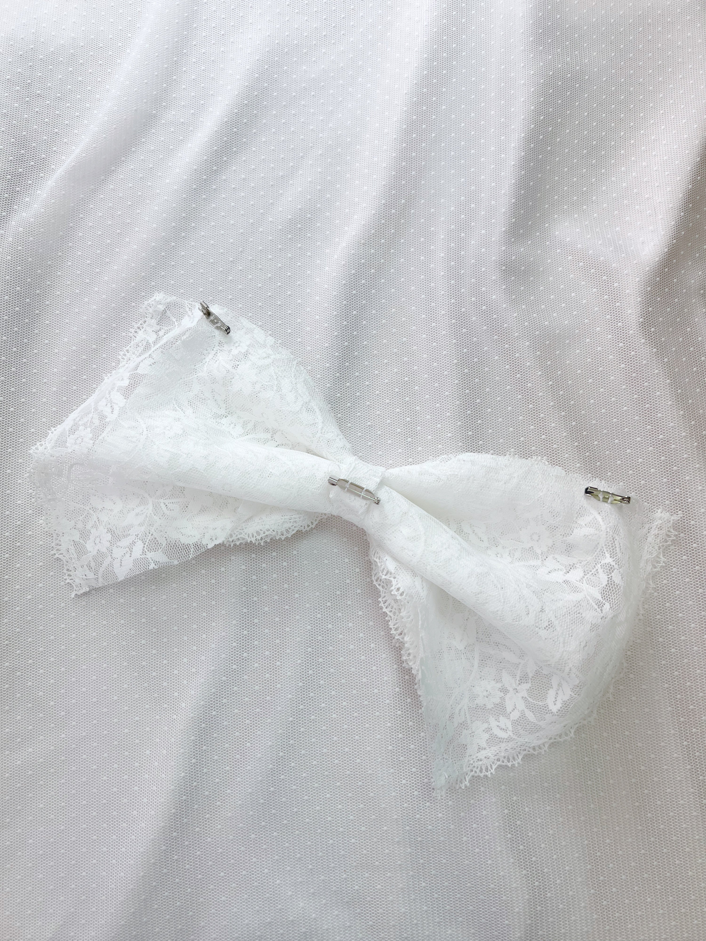 Kirallum Tokyo Handmade Big Bow (White)