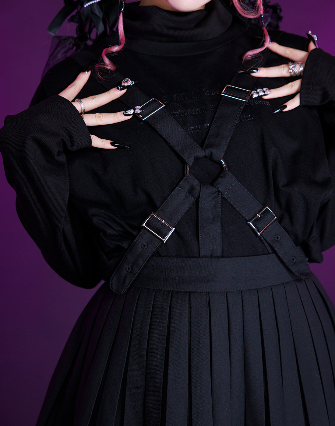 Girls pleated harness skirt