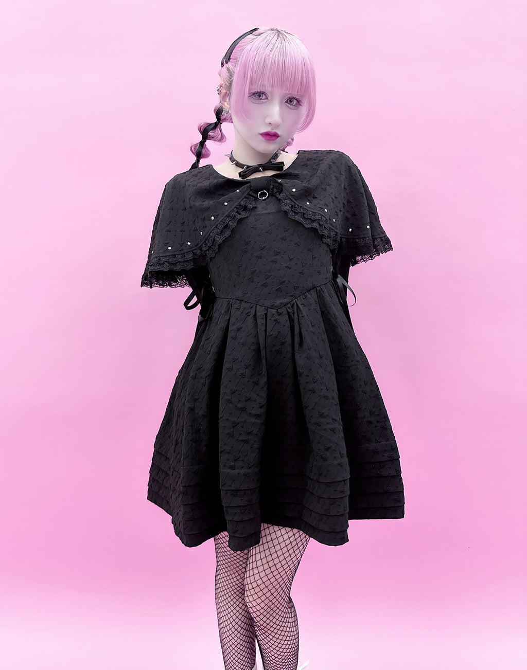 Ribbon collar doll one-piece