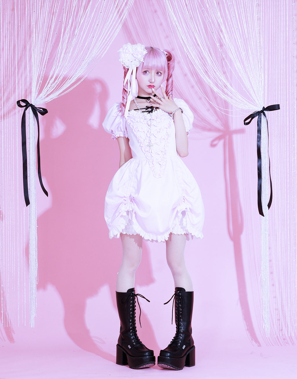 Bone ribbon puff doll dress