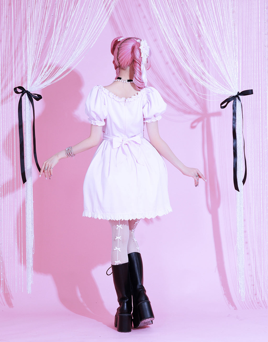 Bone ribbon puff doll dress