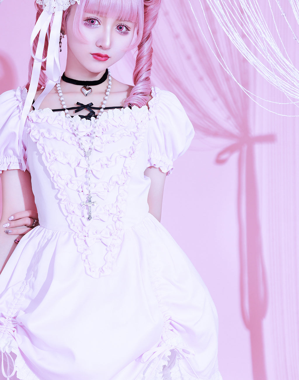 Bone ribbon puff doll dress