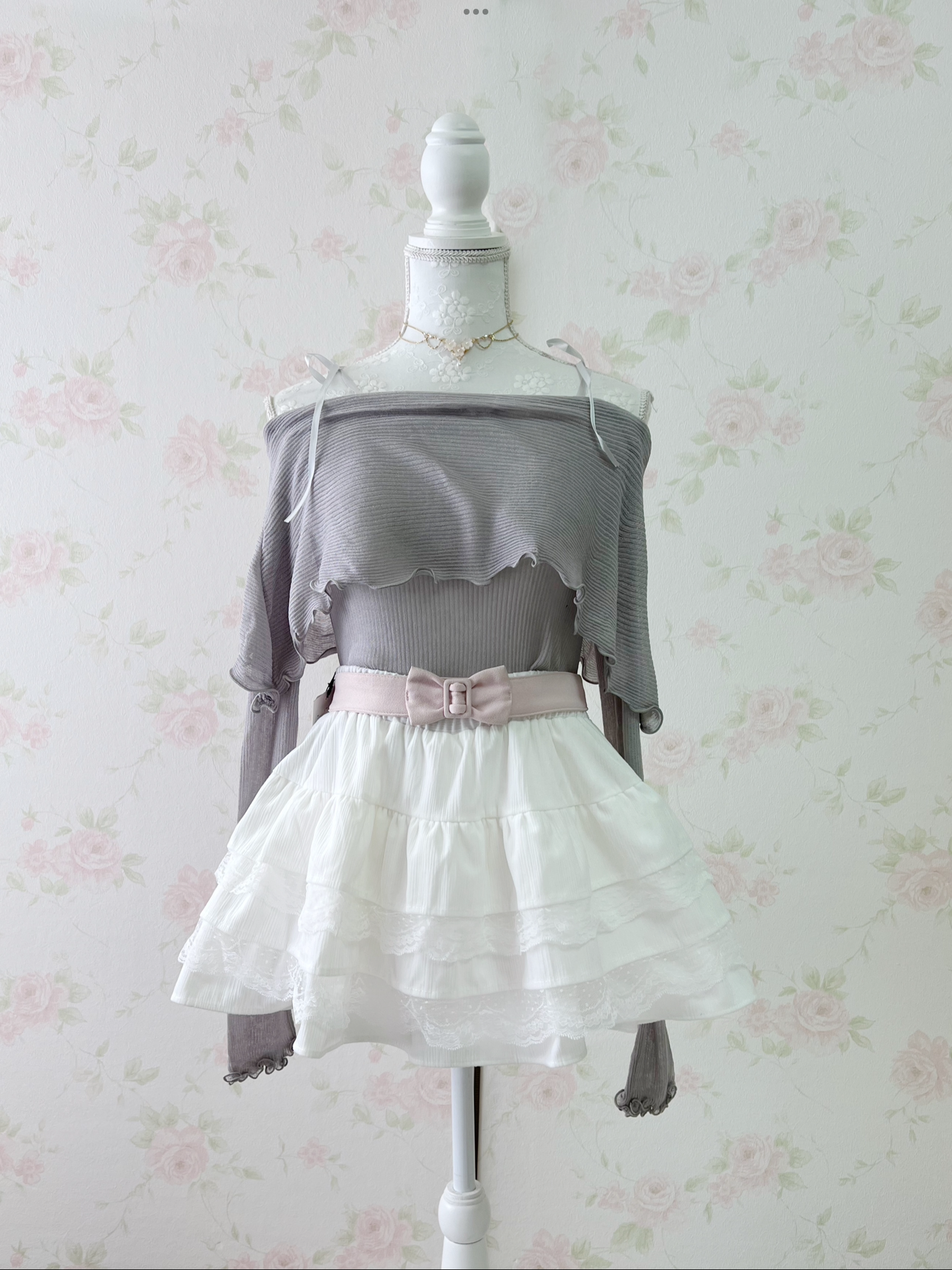 Mellow Off Shoulder Top (Gray)