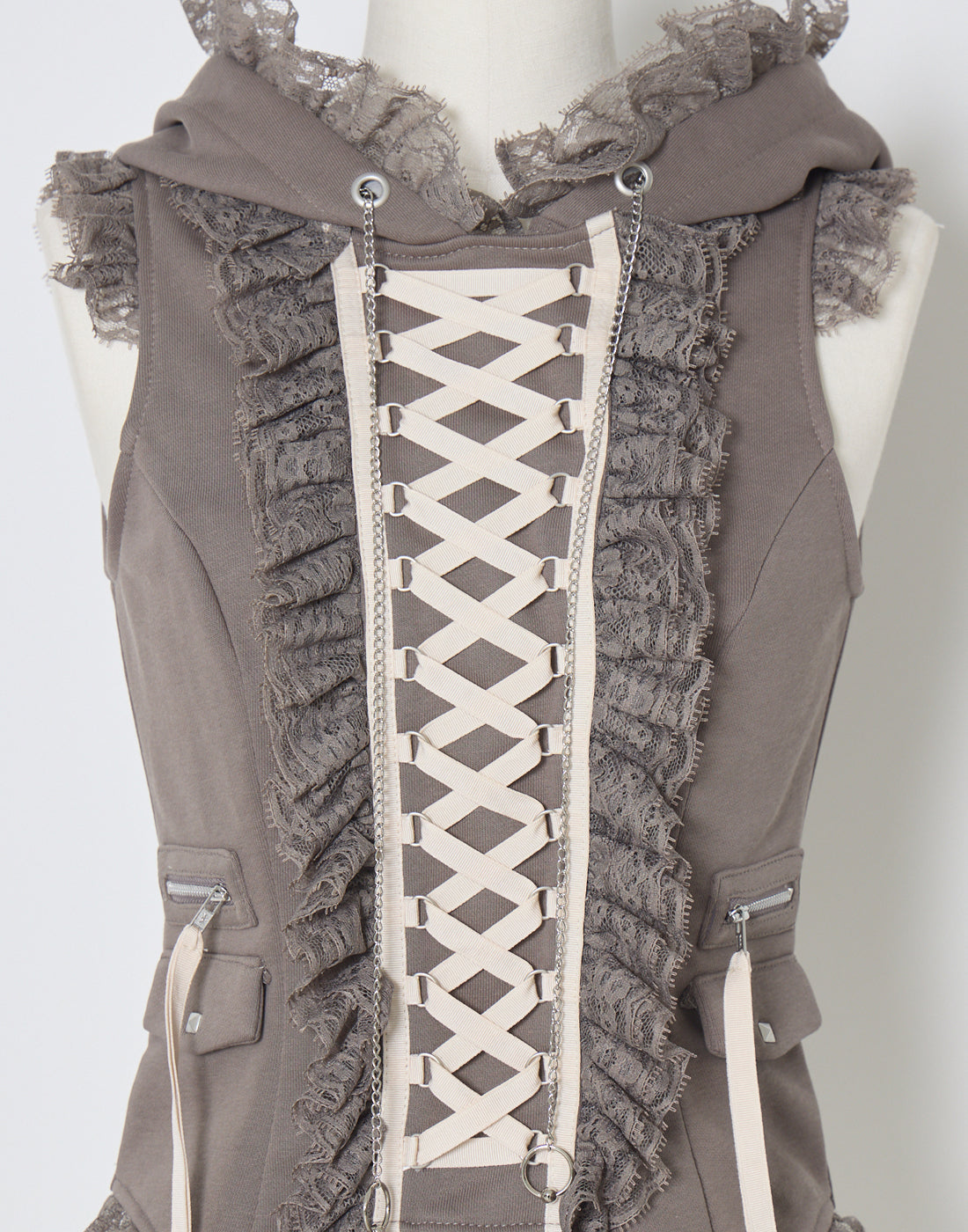 AVENCHUMU Lace-up frilled lace sleeveless hoodie