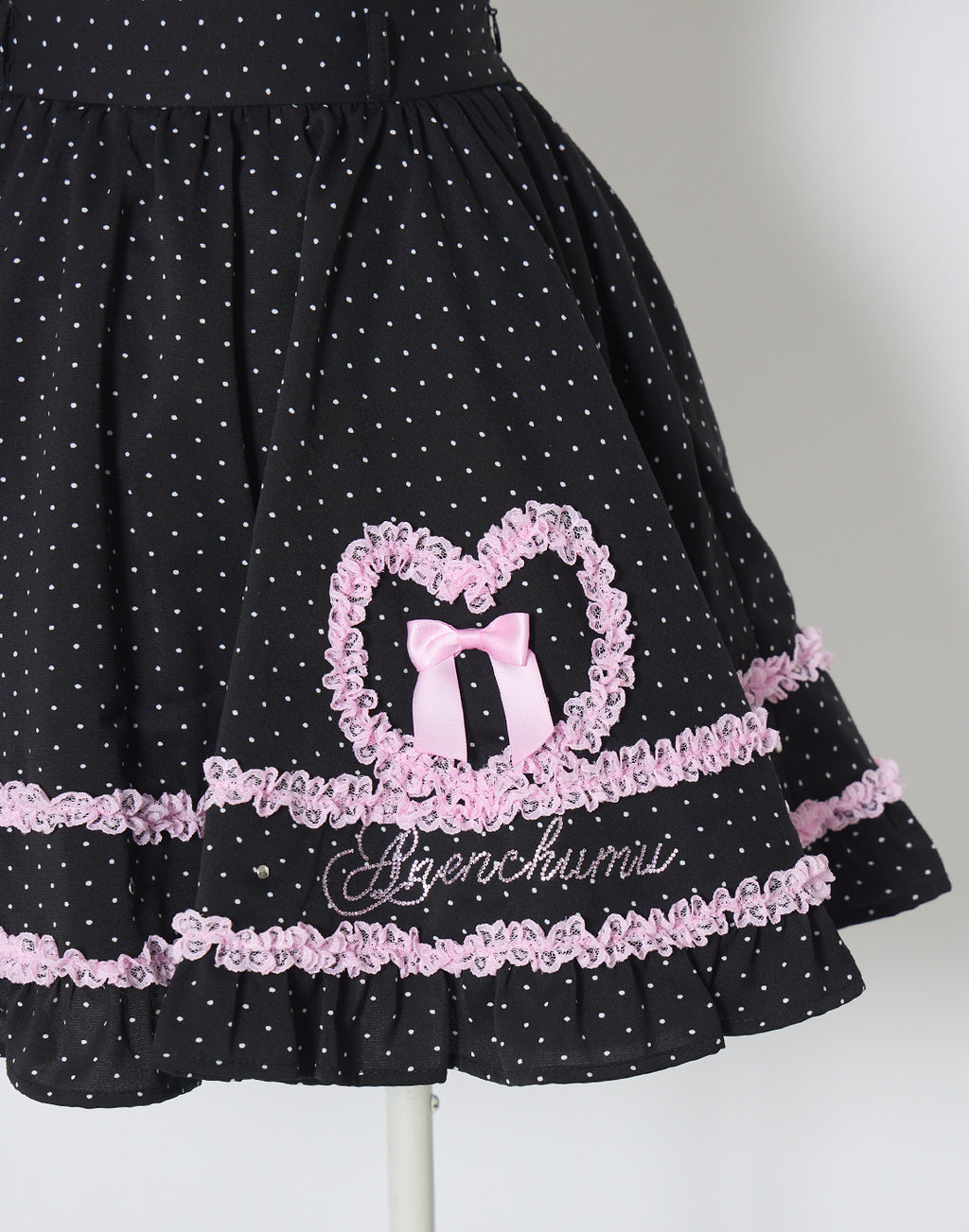 AVENCHUMU Frill heart stone logo Skirt
