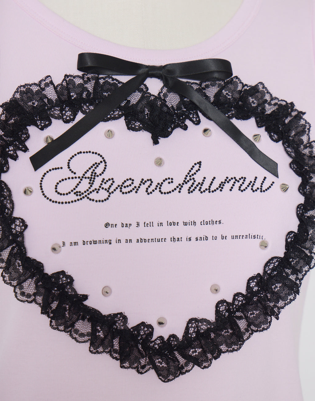 AVENCHUMU Heart Studs & Message Puff T-shirt