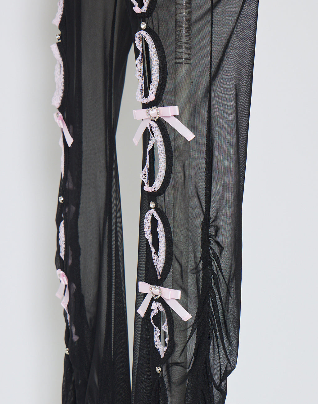 AVENCHUMU Ribbon and stone front open tulle pants