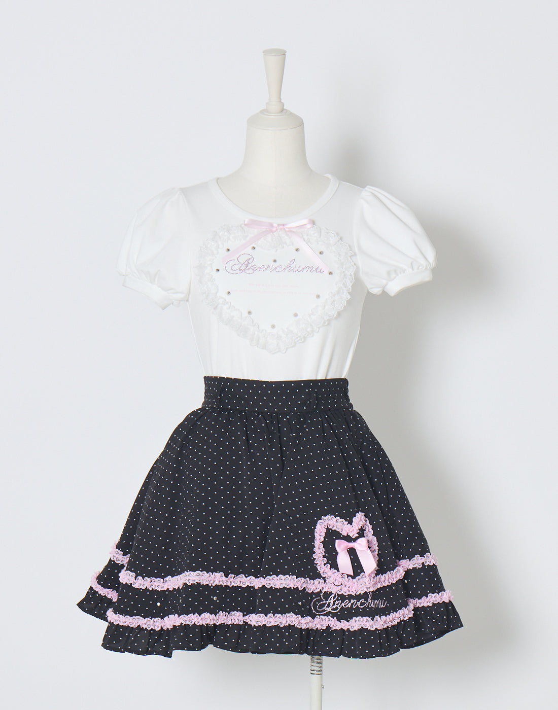 AVENCHUMU Heart Studs & Message Puff T-shirt