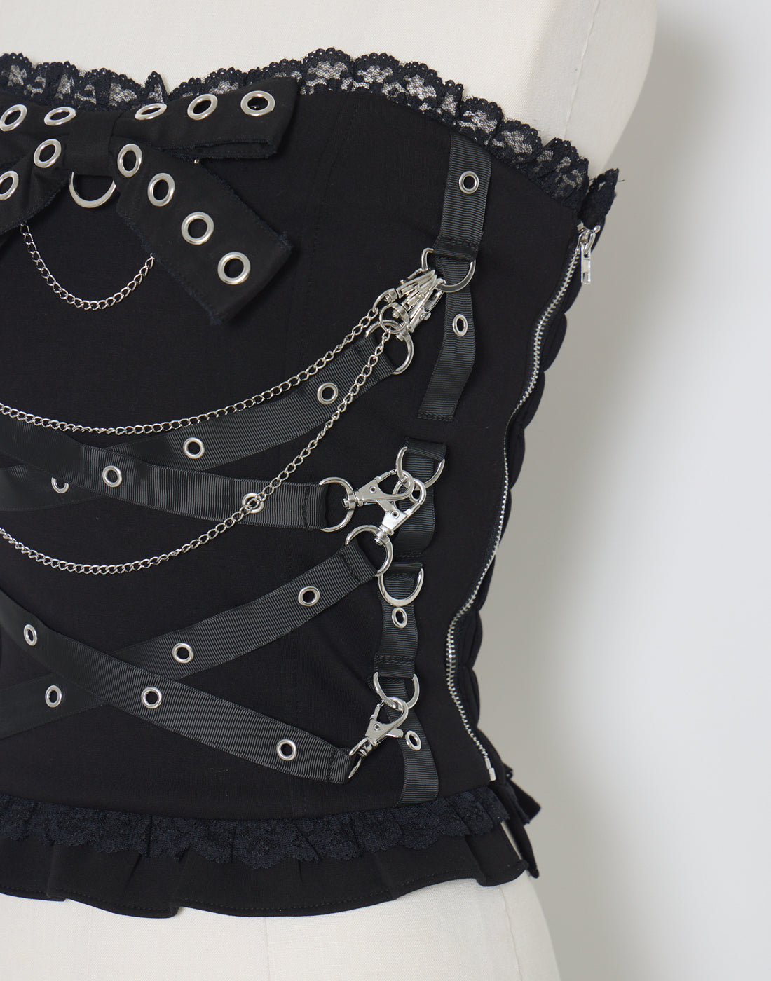 AVENCHUMU Cross chain & ribbon corset