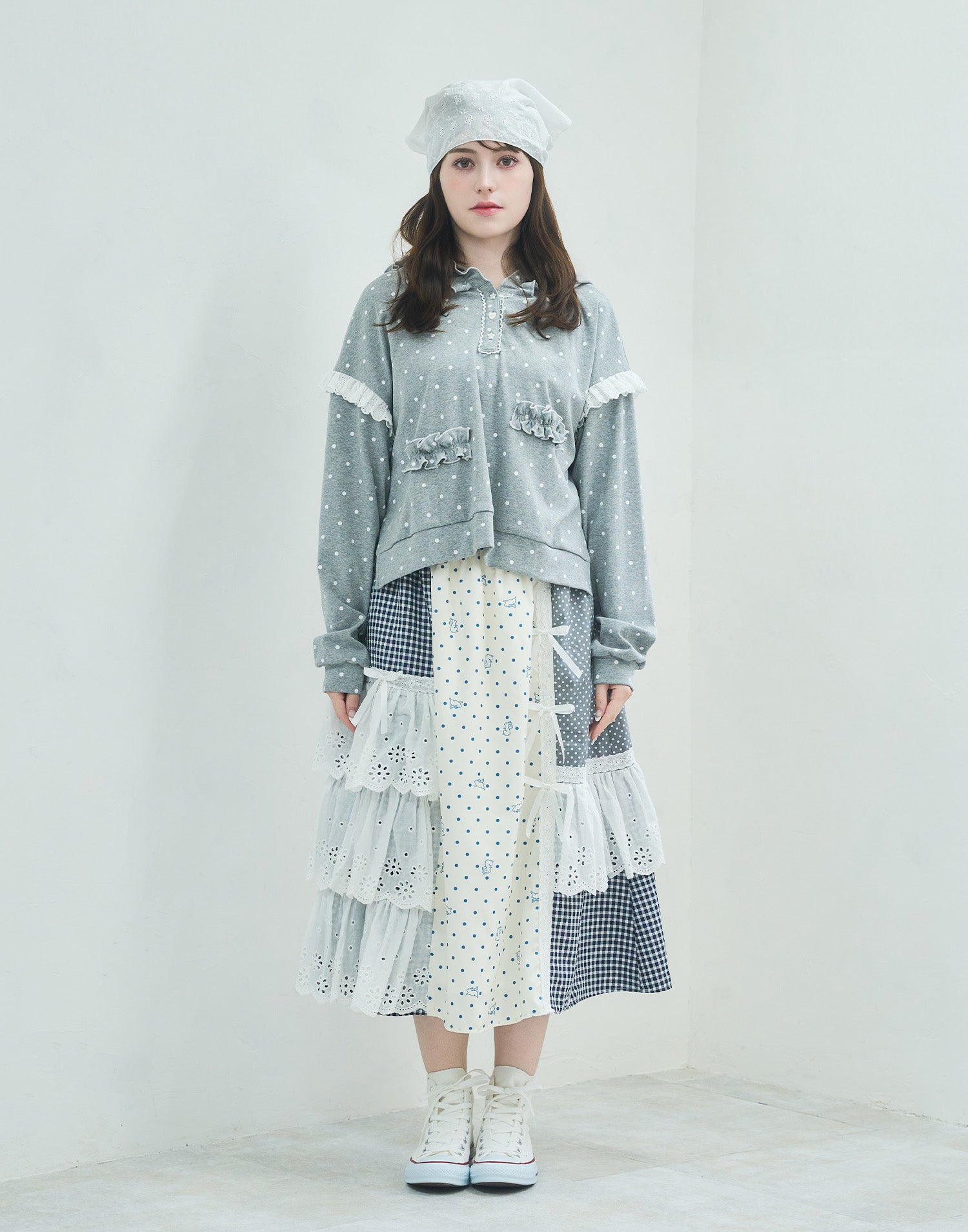 (Pre-order) Lolime fancy dot sweatshirt