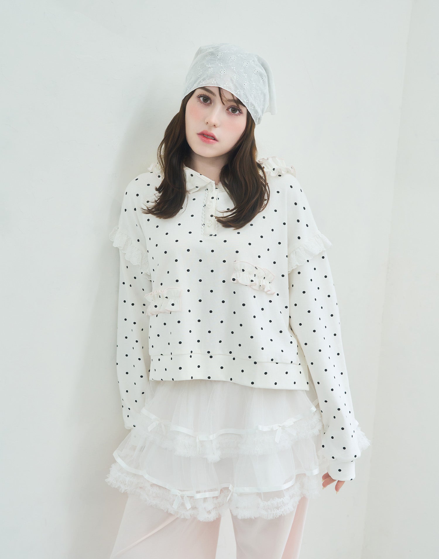 Lolime fancy dot sweatshirt