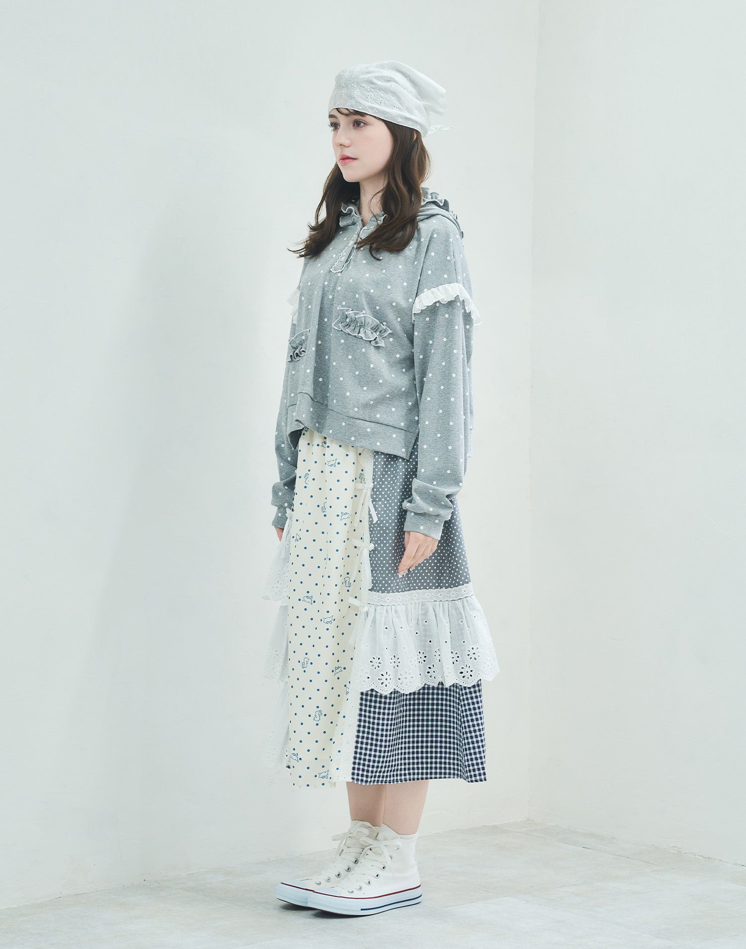 (Pre-order) Lolime fancy dot sweatshirt