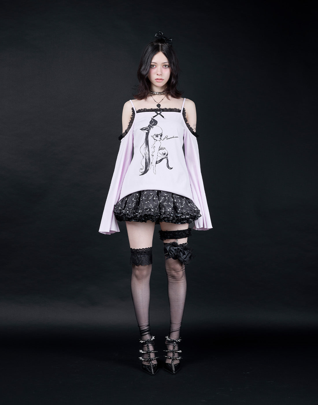 AVENCHUMU ERICO collaboration illustration flare sleeve top