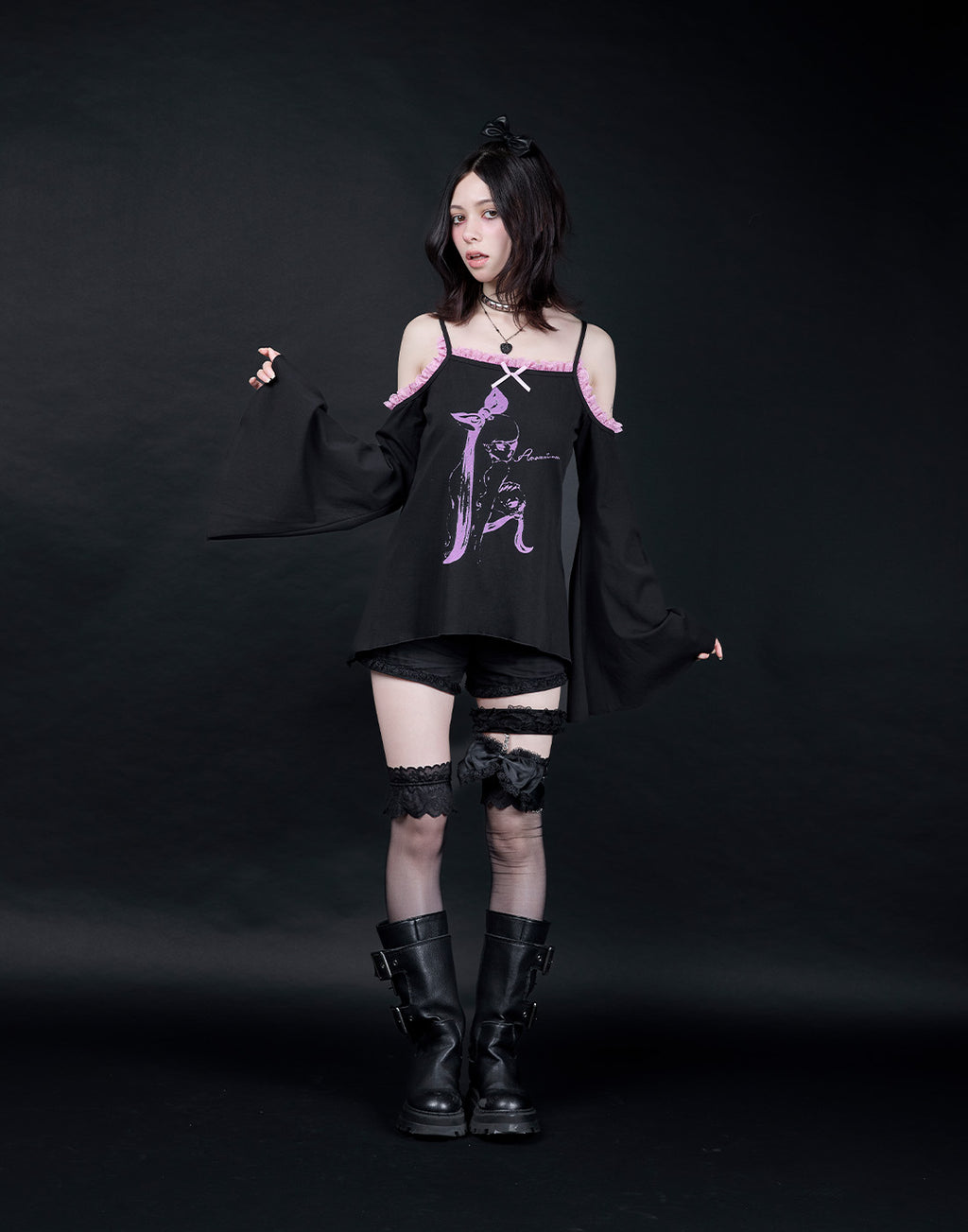 AVENCHUMU ERICO collaboration illustration flare sleeve top