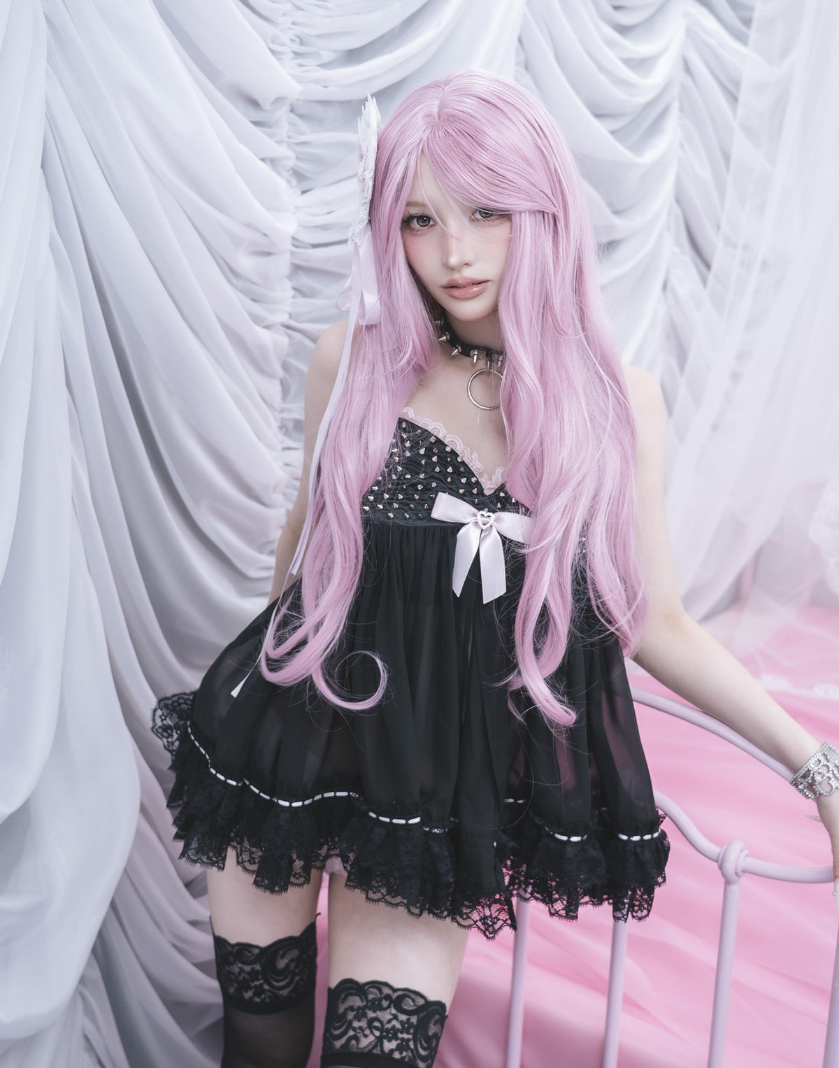 AVENCHUMU Lace & studs babydoll