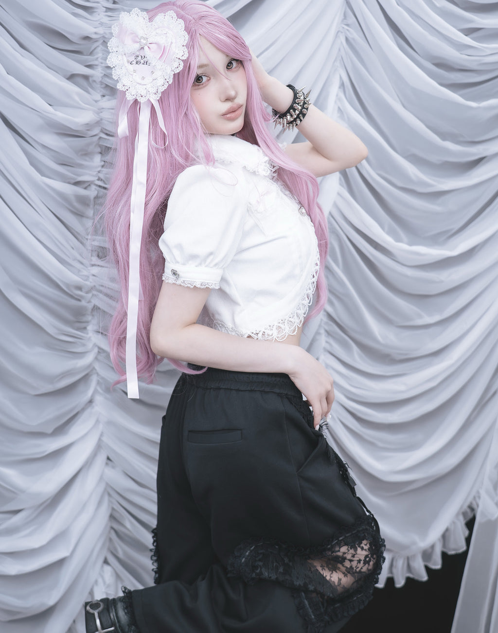 AVENCHUMU Lace frill bijou button denim jacket