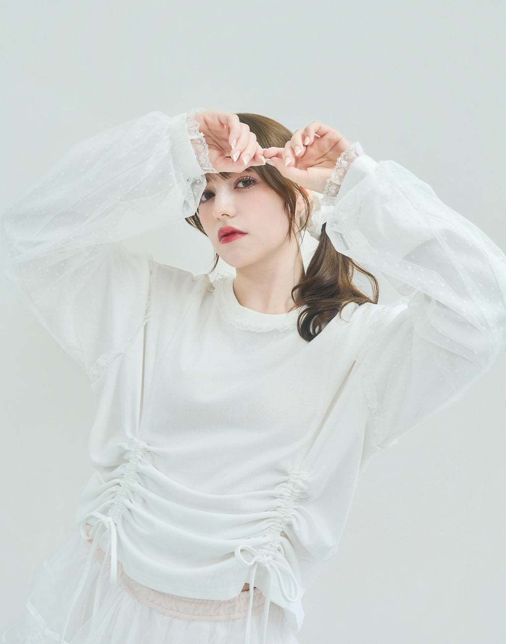 (Pre-order) Lolime lacy shirring logo pullover